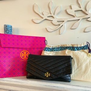 Tory Burch- Kira Chevron Clutch